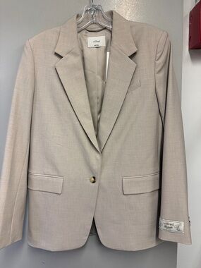 Wilfred Light Beige Tailored Single-Button Blazer